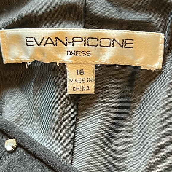 Evan-Picone LBD- size 16 GUC Black - Picture 4 of 8